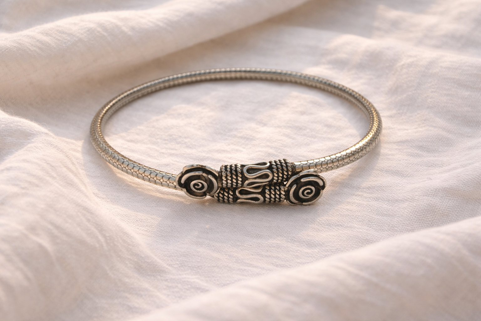 Vritta – Silver Armband